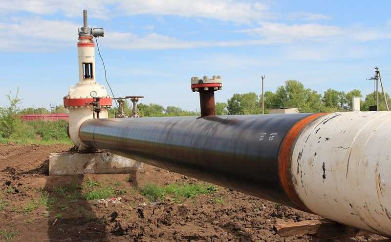 Поставки российской нефти в Индию падают до двухлетнего минимума из-за санкций США