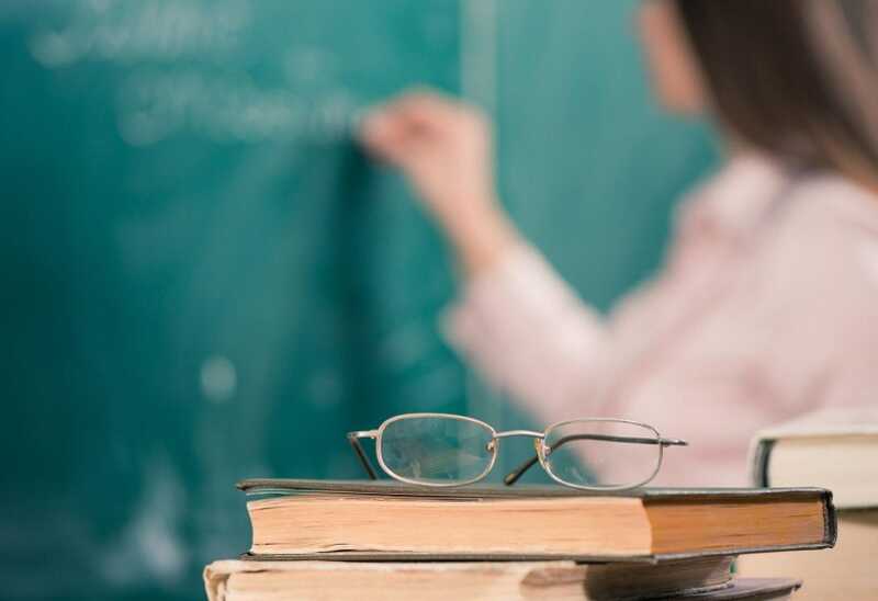 В Омске учитель физкультуры вынужден преподават русский язык из-за дефицита кадров