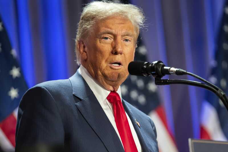 Трамп отказался отвечать на вопрос о проведенных беседах с Путиным