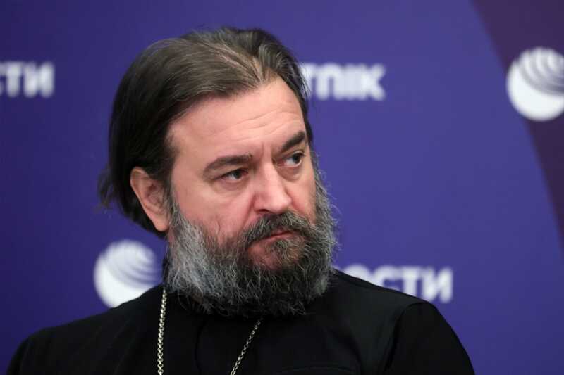 Протоиерей Ткачёв обвинил граждан России в "нравственном падении" по причине короткой рождаемости