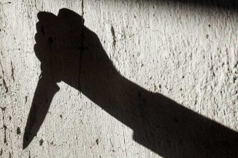 В Улан-Удэ подросток в пьяном виде нанес ножевое ранение своему родственнику