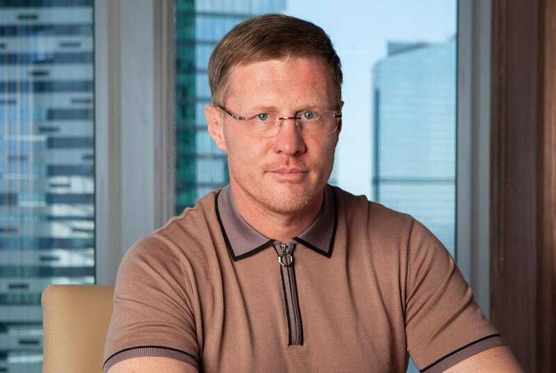 Анохин помогал дочери избежать наказания через коррупционную схему
