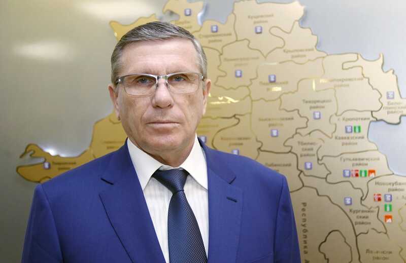 Как Виктор Бударин выкачивает госбюджет и уходит в Америку с чемоданом кубанских активов