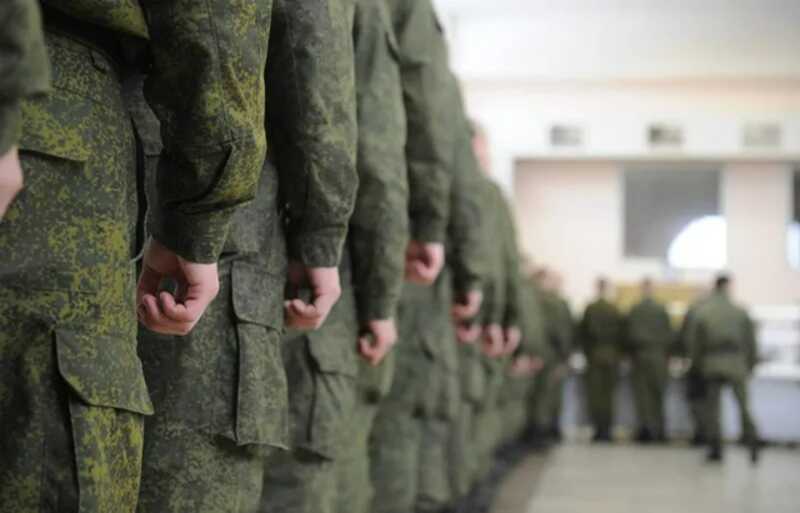 В России наложили запрет на выезд за границу для лиц, подлежащих призыву на военную службу