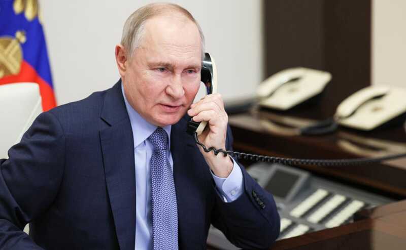 Песков сообщил о работе Путина в Петербурге