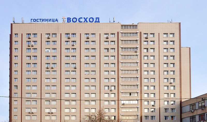Мужчина с пистолетом ворвался в номер гостиницы «Восход» в Москве
