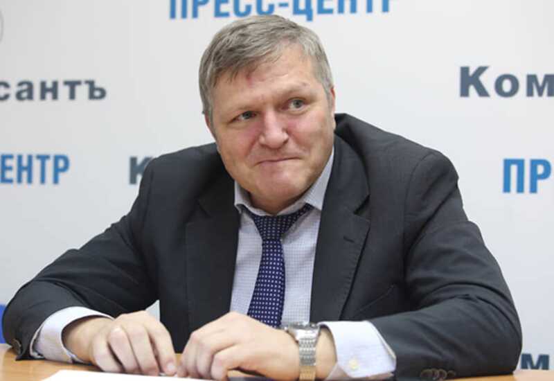 Вице-мэр Екатеринбурга продолжает выполнять свои обязанности, игнорируя приказ о снятии с должности