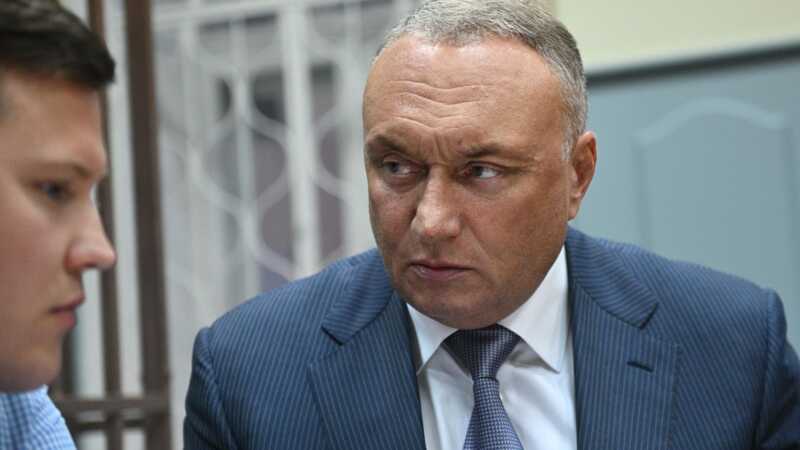 Бывший сенатор Савельев избежал ответственности за долги строительной фирмы